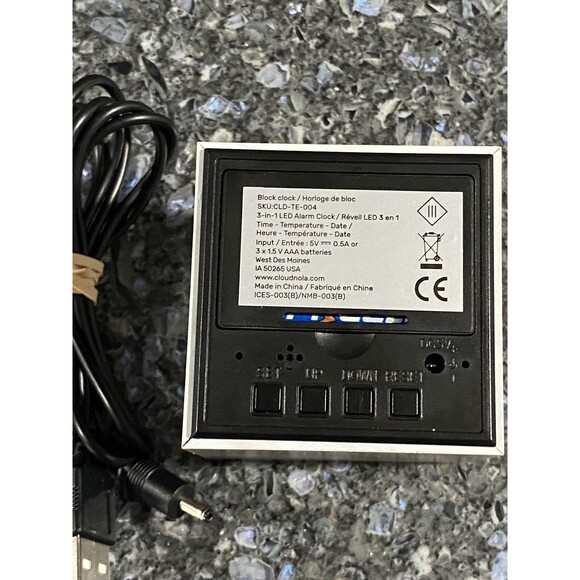 Cloudnola 3-in-1 Travel Alarm Clock USB Cable Calendar Time Temperature FFF - Picture 13 of 16